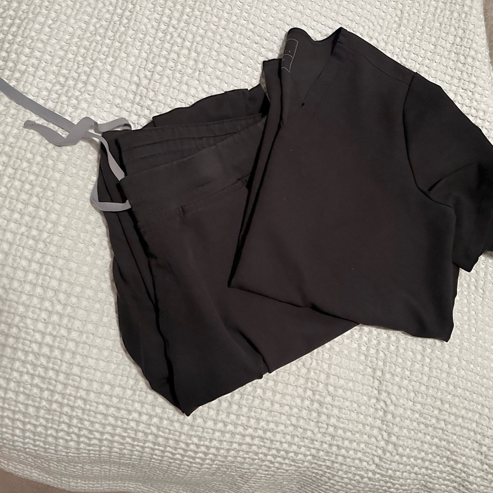Black Scrub Set